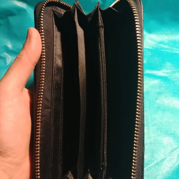 Wallet - Picture 3 of 3